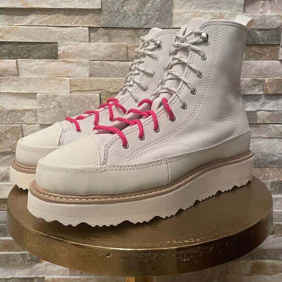 Converse Lugged 2.0 Hi Sneakers 7M/8.5W | White Leather Boots Platform High Tops - Picture 3 of 12